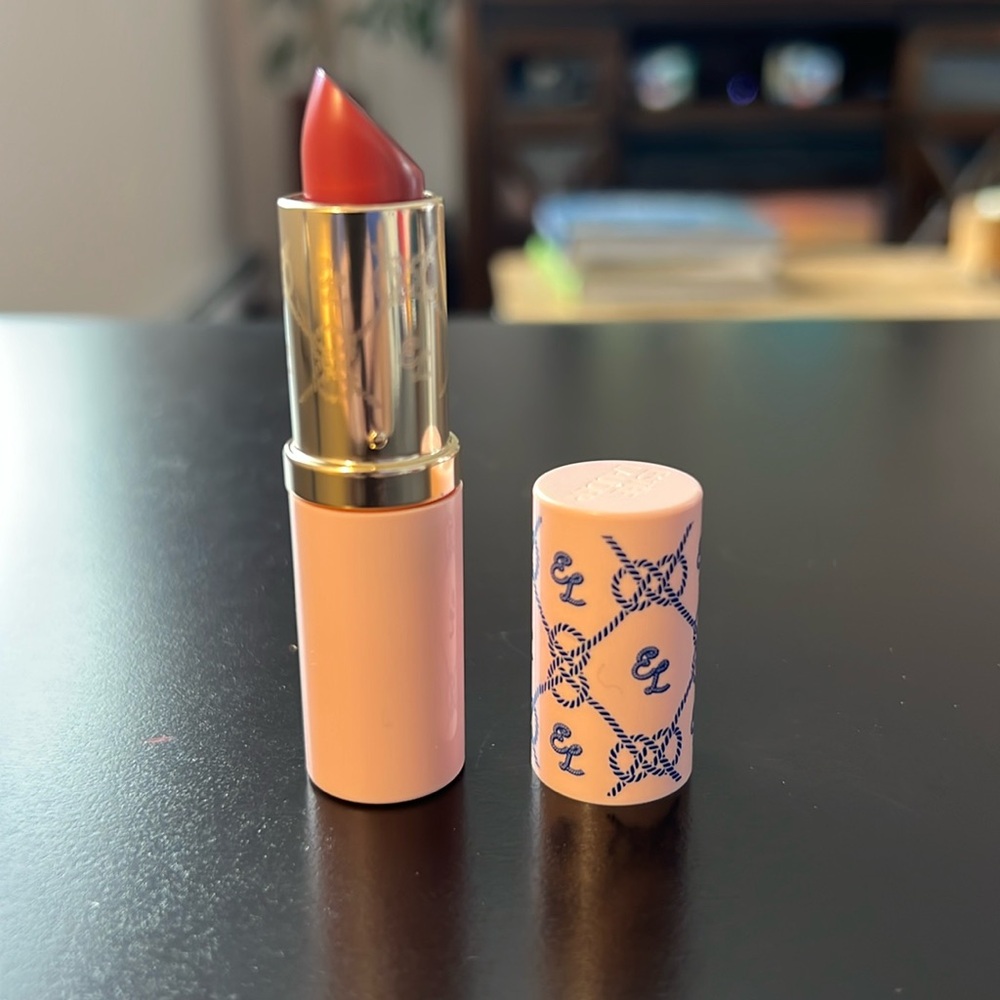 Estée Lauder Rose Goddess Limited Edition Lipstick